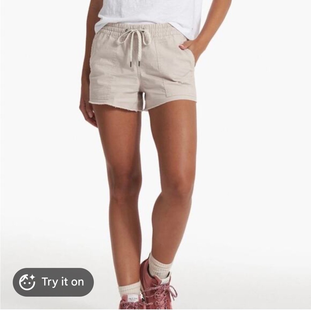 Vuori Villa Shorts Womens Large Khaki Tan Organic Cotton Waist Frayed Hem